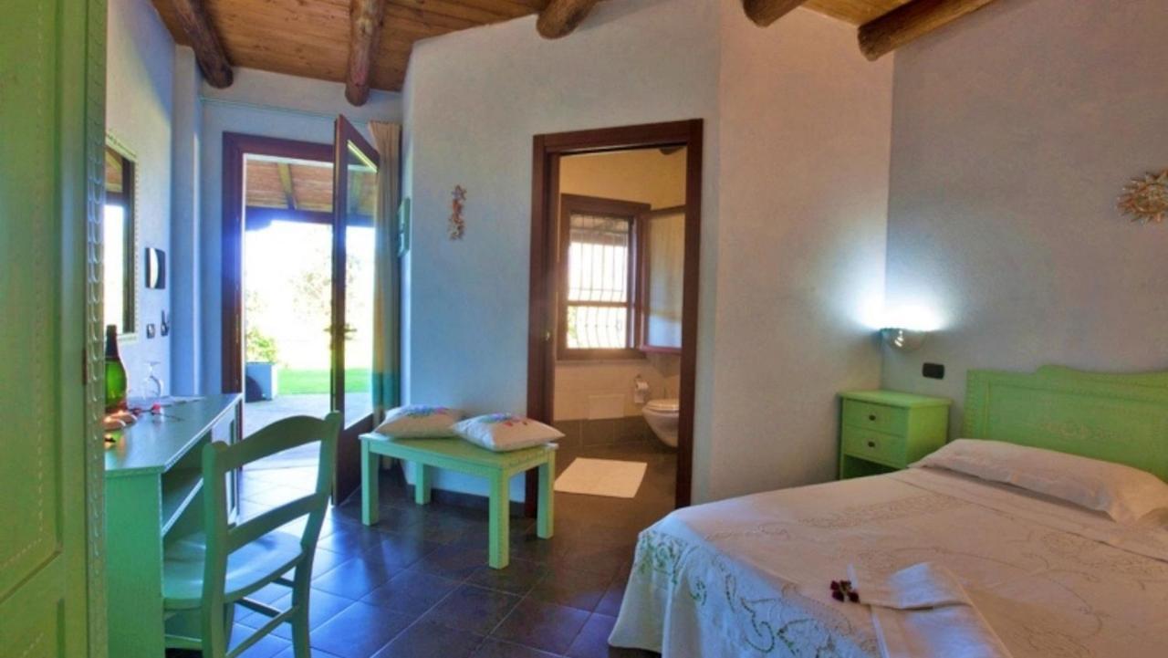 Agriturismo Sa Mandra Casa Minnina Luaran gambar