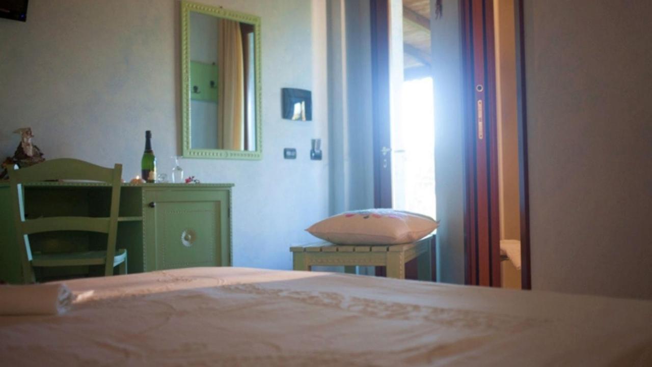 Agriturismo Sa Mandra Casa Minnina Luaran gambar